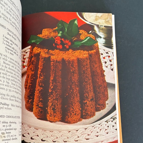 The Good Housekeeping Cook Book - Preface to the 7th Edition 1944 - Picture 7 of 16